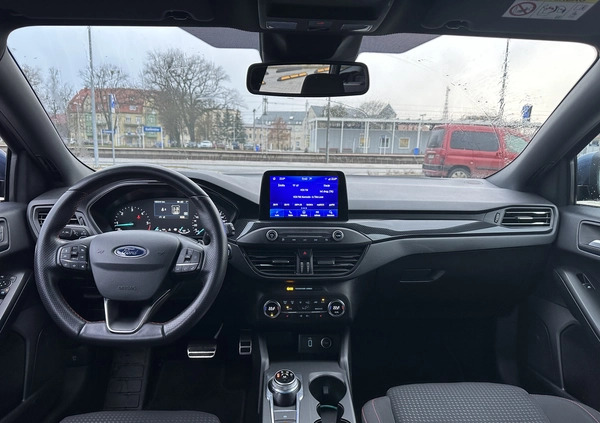 Ford Focus cena 69799 przebieg: 169344, rok produkcji 2019 z Goleniów małe 497